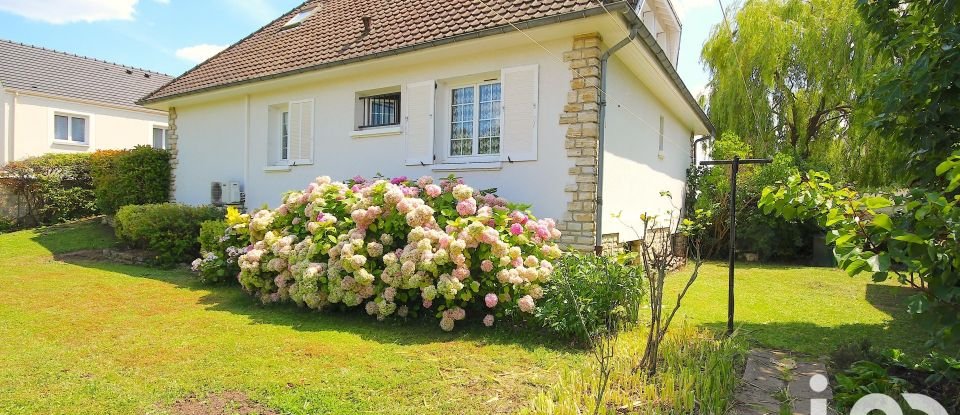 Traditional house 7 rooms of 134 m² in Argenteuil (95100)