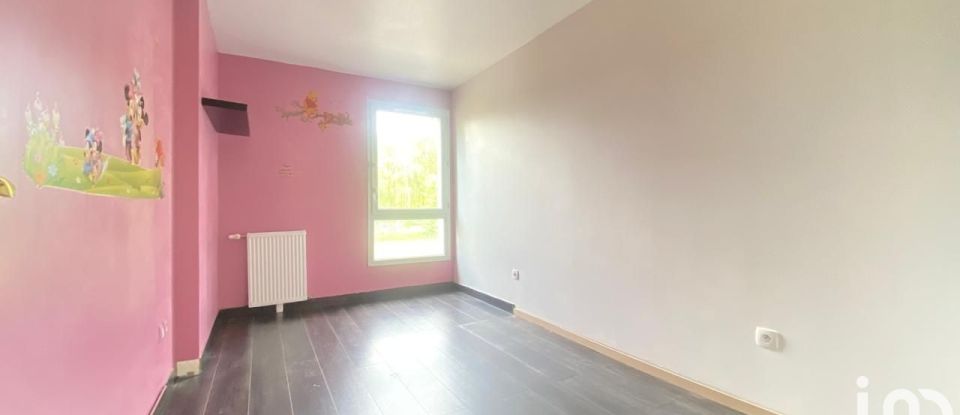 Appartement 4 pièces de 78 m² à Trappes (78190)