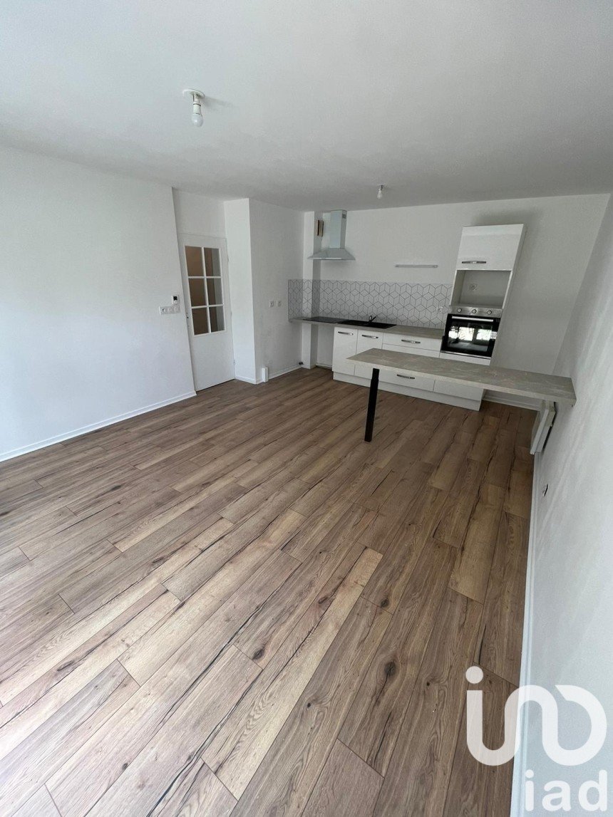 Appartement 2 pièces de 45 m² à La Roche-sur-Yon (85000)