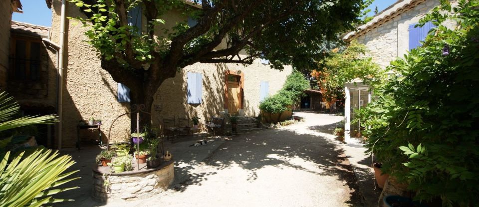 Mas 9 rooms of 298 m² in Vaison-la-Romaine (84110)