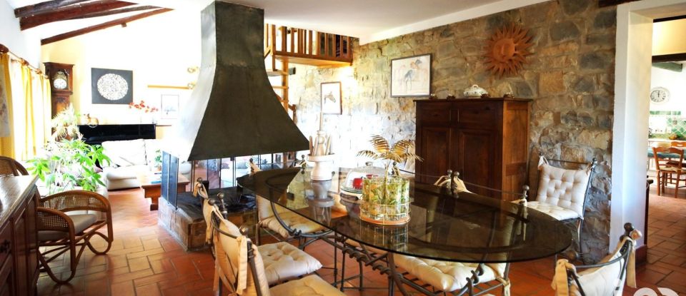 Mas 9 rooms of 298 m² in Vaison-la-Romaine (84110)