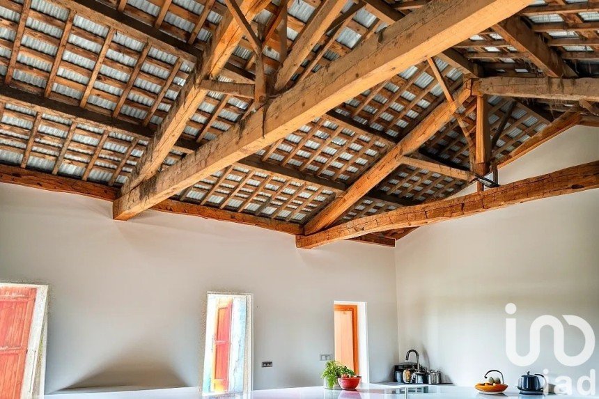 Barn conversion 5 rooms of 125 m² in Prades (09110)