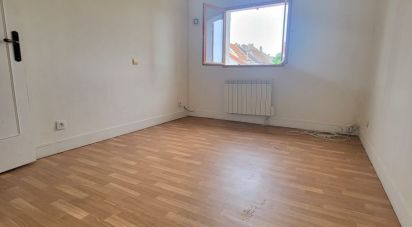 Apartment 2 rooms of 35 m² in Dammartin-en-Goële (77230)