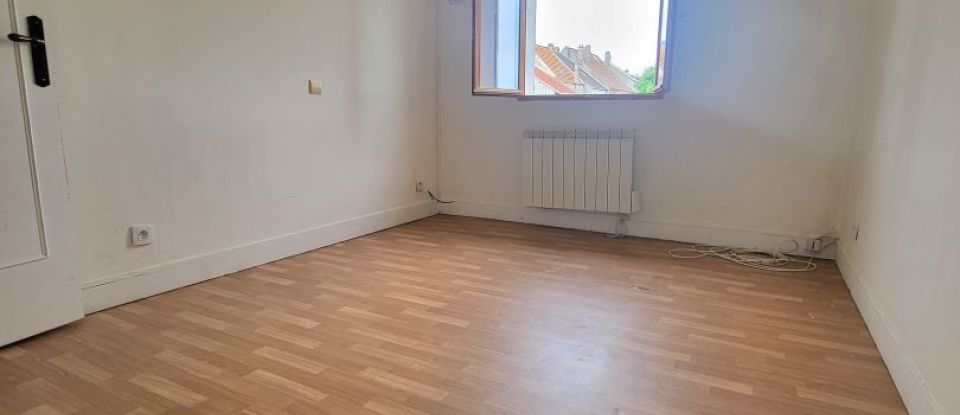 Apartment 2 rooms of 35 m² in Dammartin-en-Goële (77230)