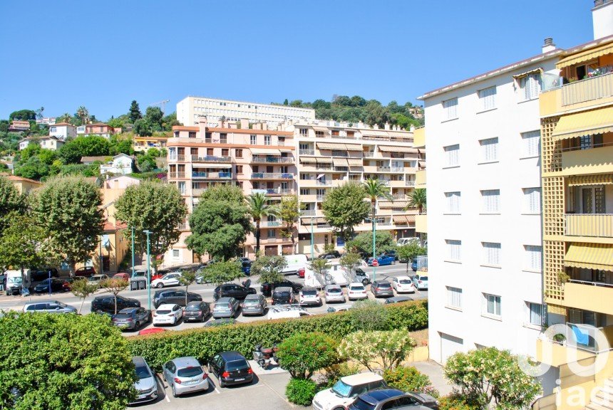 Appartement 2 pièces de 42 m² à Menton (06500)