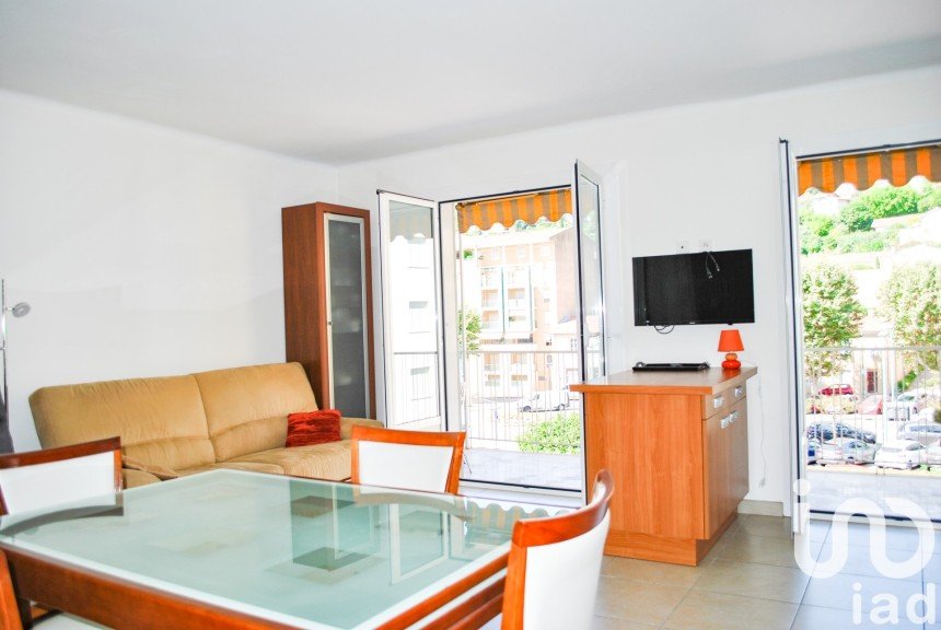 Appartement 2 pièces de 42 m² à Menton (06500)