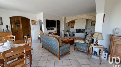 Maison 6 pièces de 164 m² à Beaucaire (30300)