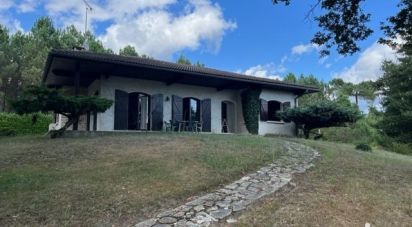 Maison 4 pièces de 110 m² à Cavignac (33620)