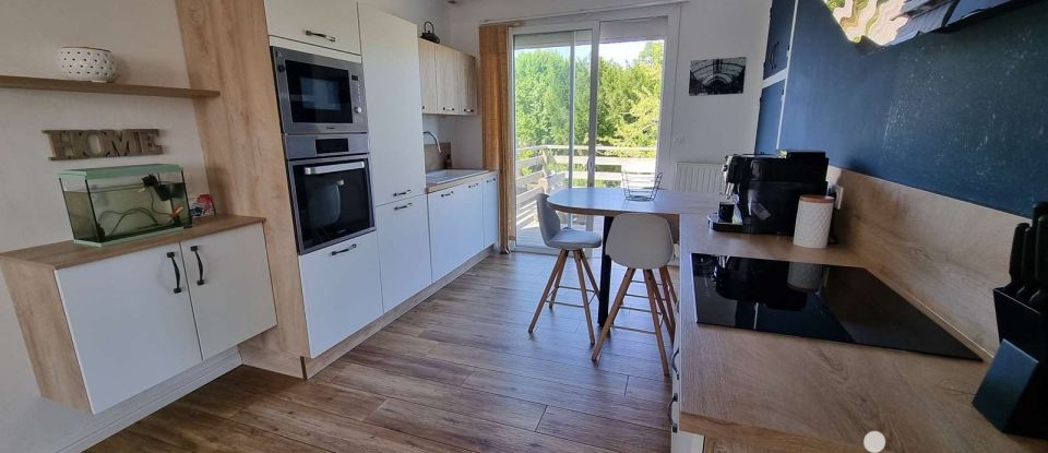 Maison 5 pièces de 111 m² à Parthenay (79200)