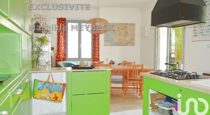 Maison 7 pièces de 160 m² à Niort (79000)