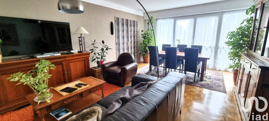 Apartment 5 rooms of 120 m² in Avon (77210)