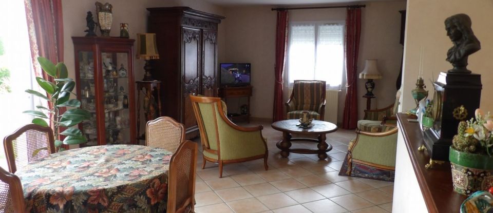 House 3 rooms of 98 m² in Champhol (28300)