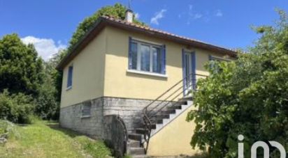 House 4 rooms of 80 m² in Niort (79000)