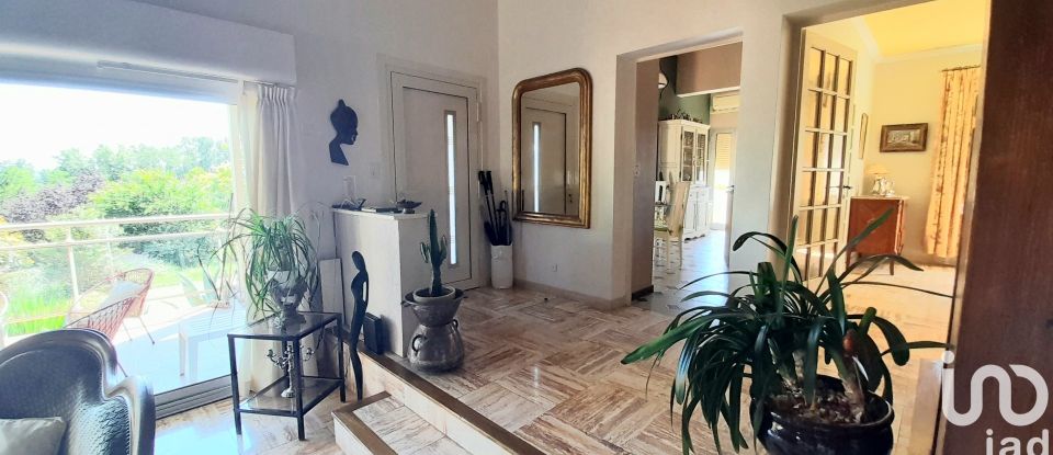 Maison 7 pièces de 185 m² à Colayrac-Saint-Cirq (47450)