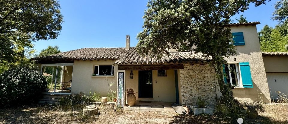 House 6 rooms of 172 m² in Nîmes (30900)