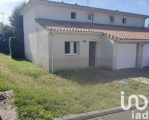 House 4 rooms of 81 m² in Villeneuve-sur-Lot (47300)