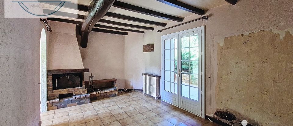 Farm 5 rooms of 203 m² in Saint-Didier-d'Aussiat (01340)