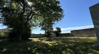 Land of 753 m² in Grosbreuil (85440)