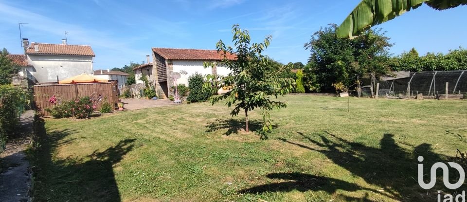 Maison 5 pièces de 136 m² à La Mothe-Saint-Héray (79800)