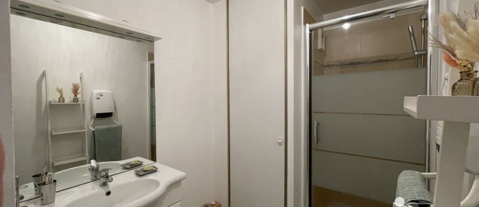 Appartement 2 pièces de 42 m² à Salon-de-Provence (13300)