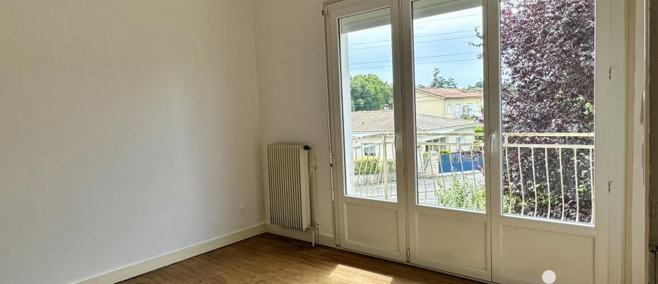 Town house 4 rooms of 79 m² in Saint-Yrieix-sur-Charente (16710)