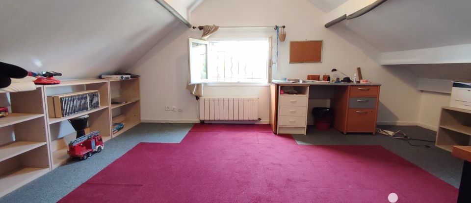 Maison 6 pièces de 125 m² à Ézanville (95460)