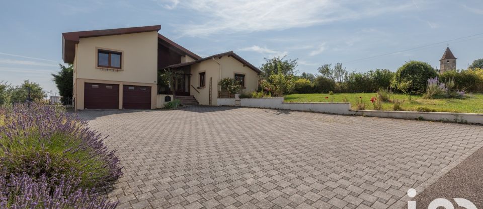 Domaine 5 pièces de 159 m² à Boust (57570)