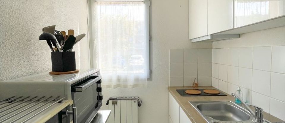 Appartement 3 pièces de 53 m² à Reims (51100)