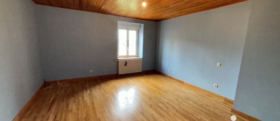 Maison 7 pièces de 218 m² à Clinchamp (52700)