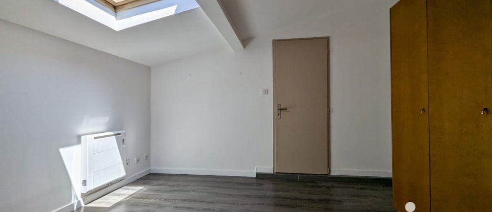 Maison 4 pièces de 80 m² à Cenon (33150)