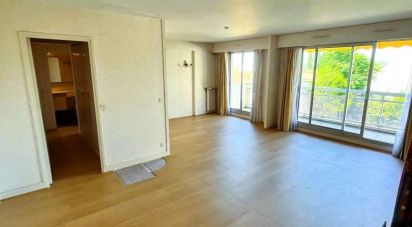Apartment 4 rooms of 81 m² in Le Raincy (93340)