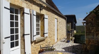 Maison de campagne 4 pièces de 120 m² à Saint-Cyprien (24220)