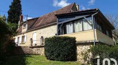 Maison de campagne 4 pièces de 120 m² à Saint-Cyprien (24220)