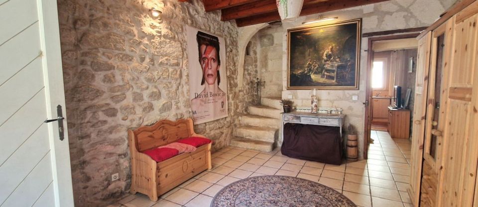 Maison 6 pièces de 155 m² à Montfrin (30490)