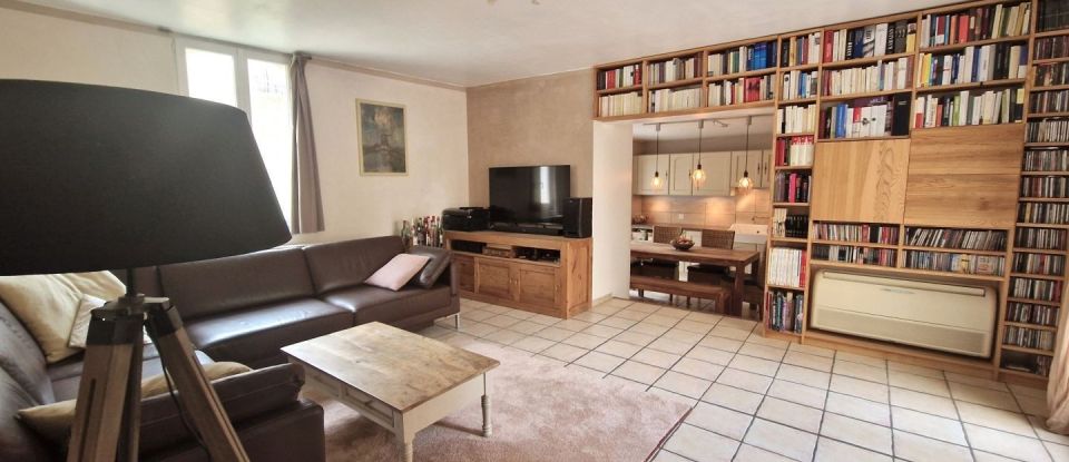 Maison 6 pièces de 155 m² à Montfrin (30490)