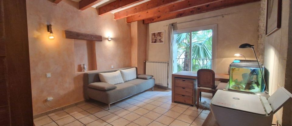 Maison 6 pièces de 155 m² à Montfrin (30490)