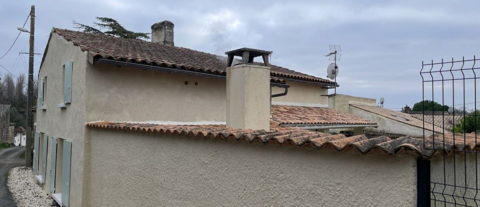 Maison 6 pièces de 135 m² à Saint-Fort-sur-Gironde (17240)