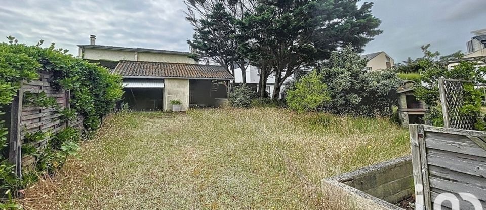 Maison 4 pièces de 66 m² à Hauteville-sur-Mer (50590)