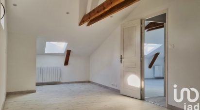 Maison de ville 10 pièces de 285 m² à Le Brignon (43370)