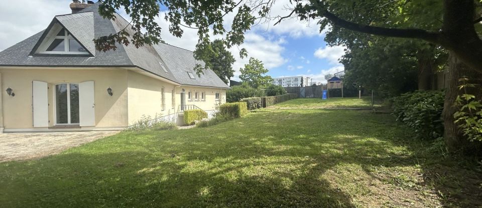 Maison 6 pièces de 166 m² à Bolbec (76210)