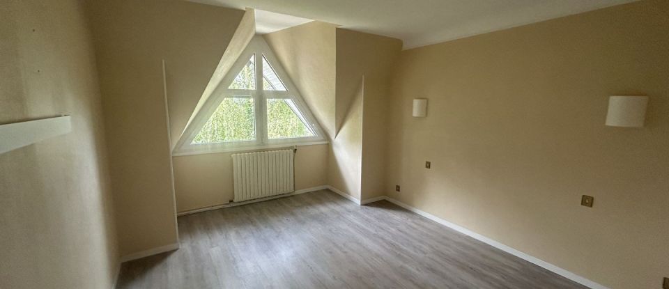 Maison 6 pièces de 166 m² à Bolbec (76210)