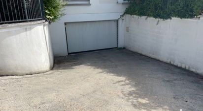 Parking of 13 m² in Saint-Fargeau-Ponthierry (77310)