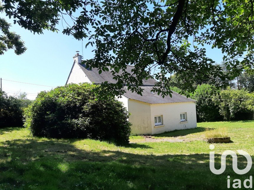 Country house 7 rooms of 110 m² in Glomel (22110)