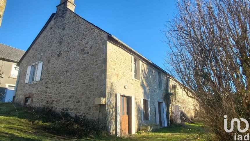 Maison 7 pièces de 149 m² à Neuvic (19160)