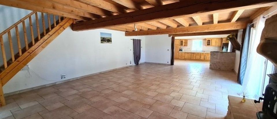 House 5 rooms of 158 m² in Écurat (17810)