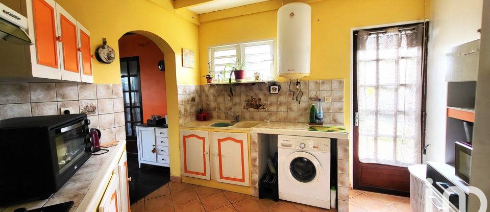 Maison traditionnelle 5 pièces de 115 m² à Le Tampon (97418)