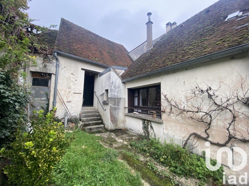 Maison 5 pièces de 65 m² à Villeneuve-sur-Bellot (77510)