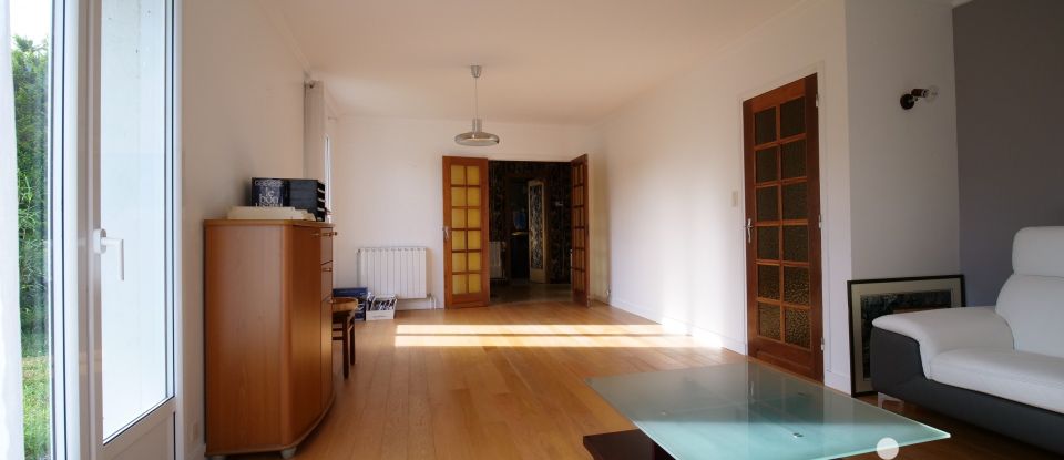 House 5 rooms of 115 m² in Ploeren (56880)