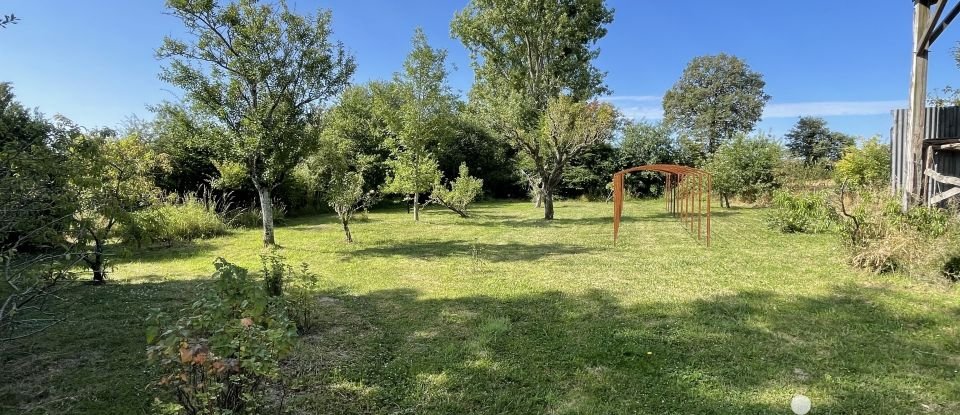 Country house 4 rooms of 115 m² in Secondigny (79130)