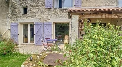 Country house 3 rooms of 85 m² in Saint-Jean-de-Liversay (17170)